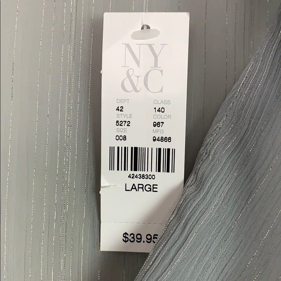 Box 3 NY & Company Large Sleeveless Blouse Sheer - Picture 2 of 5